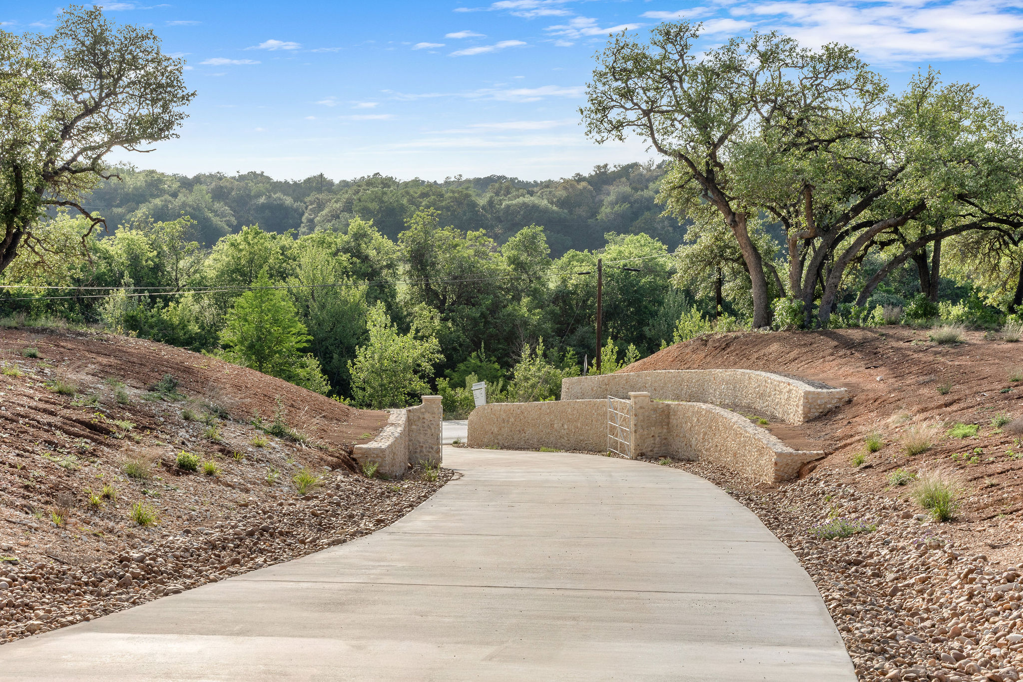 103 Mount Gainor Road Dripping Springs, TX 78620 - Photo 4 of 38