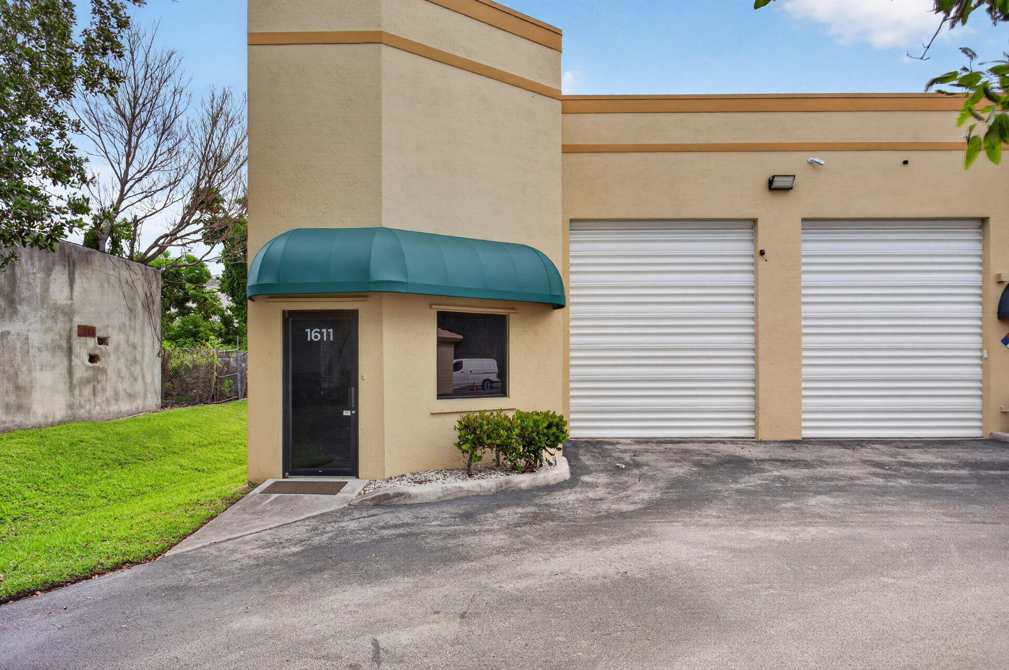 1-web-or-mls-1611-9940