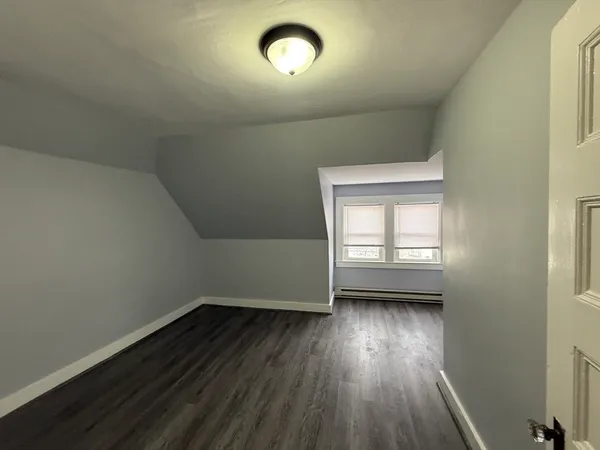 $2,500 | 12 Genoa Avenue, Unit 2, Milford, MA 01757