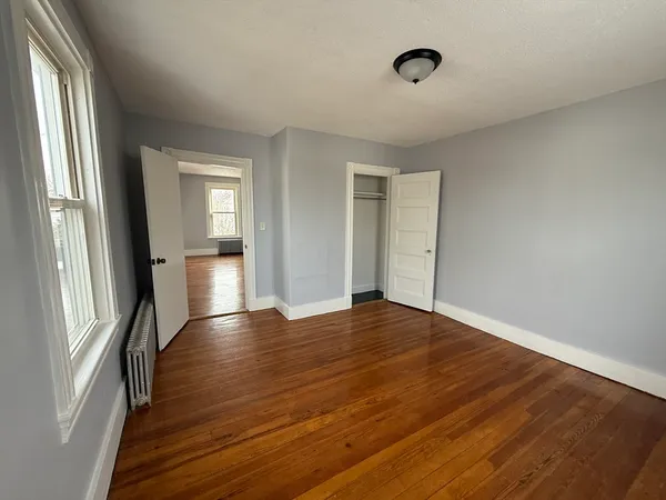 $2,500 | 12 Genoa Avenue, Unit 2, Milford, MA 01757