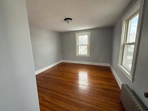 $2,500 | 12 Genoa Avenue, Unit 2, Milford, MA 01757