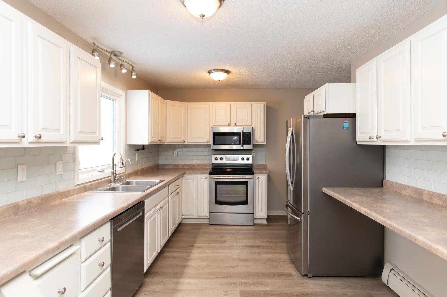 3070 Maple Drive Prior Lake, MN 55372 - Photo 6 of 29