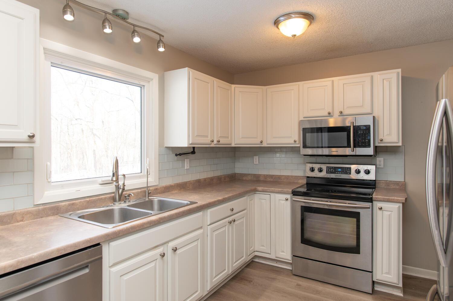 3070 Maple Drive Prior Lake, MN 55372 - Photo 7 of 29