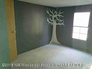 215 Ridge Road Byhalia, MS 38611 - Photo 3 of 7 bedroom 1
