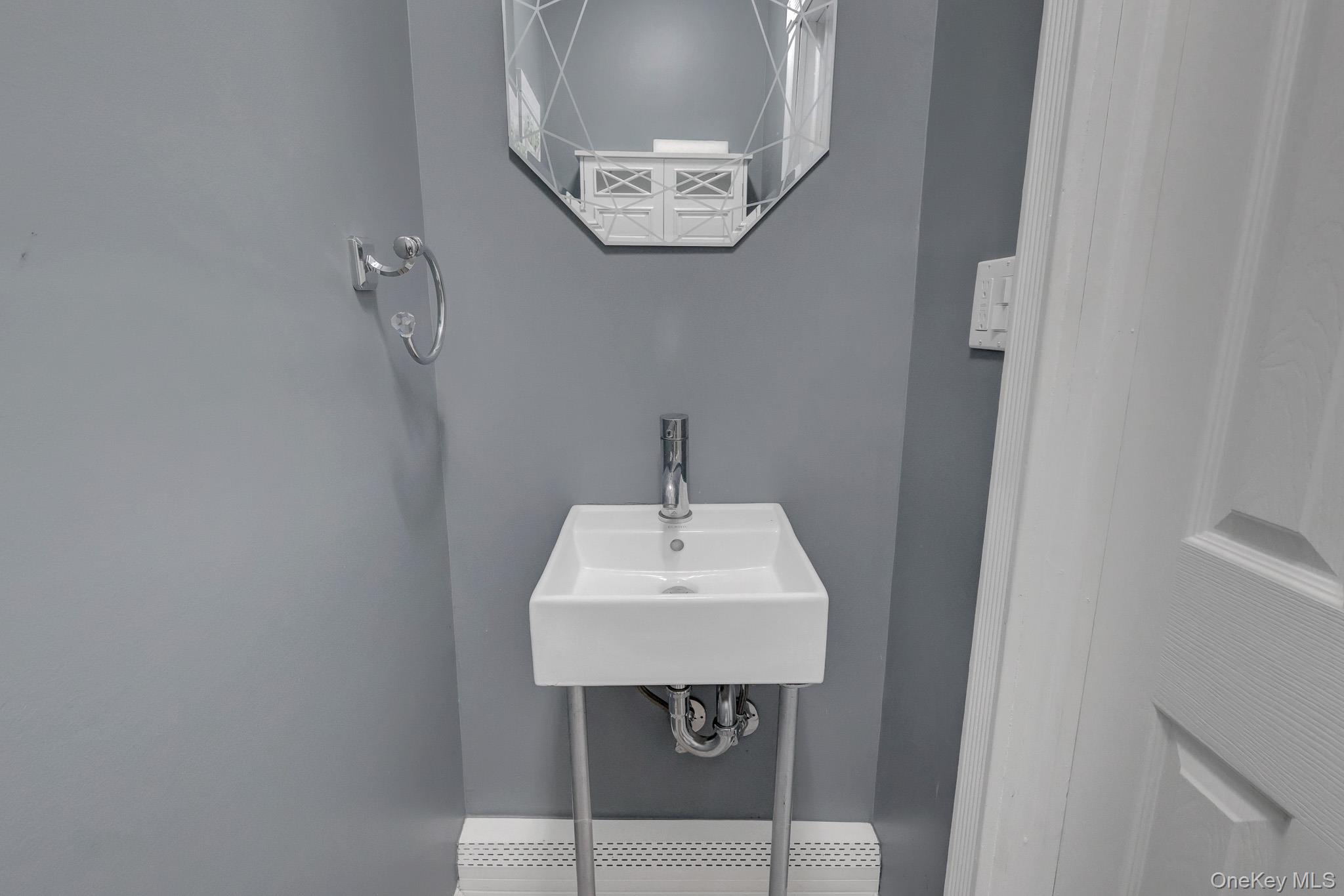 14 Neponsit Road Sound Beach, NY 11789 - Photo 13 of 23