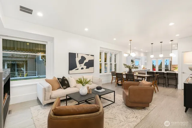 $1,700,000 | 210 West McGraw Street, Seattle, WA 98119