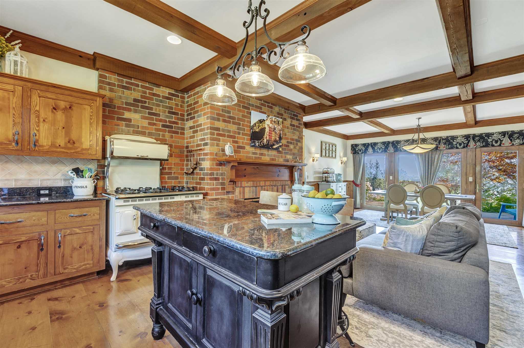 10101 South Baltimore Road Spokane, WA 99223 - Photo 16 of 50 Gallery Image 16