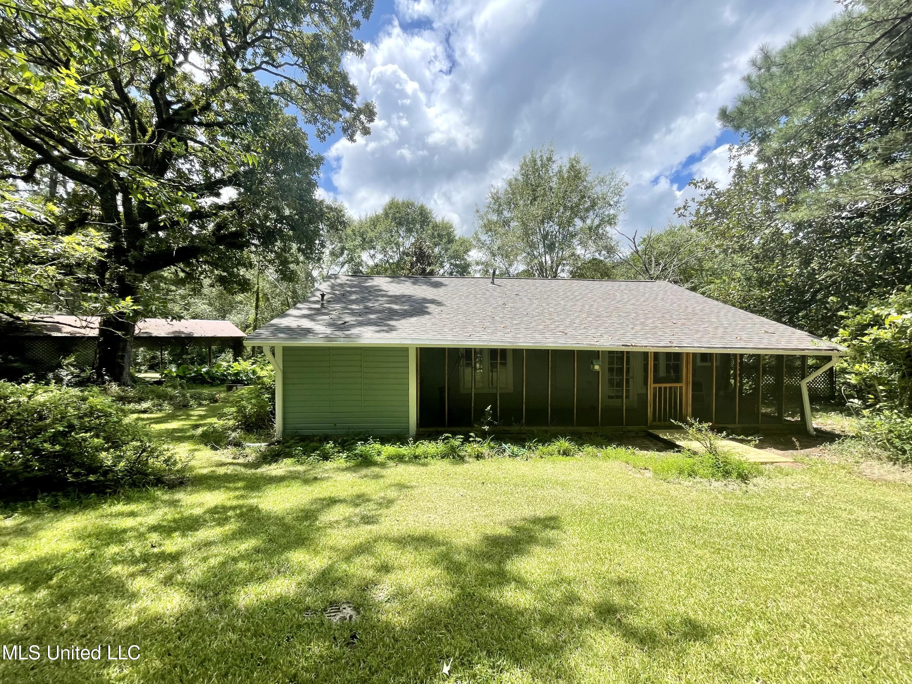 143 Jim Harris Road Harrisville, MS 39082 - Photo 9 of 51 412C8561-6323-4F47-A989-5312C491A9CB
