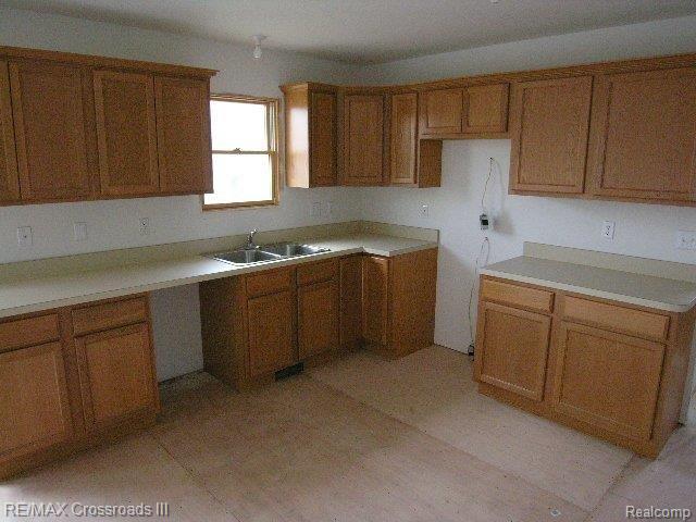 12154 Hannan Road Romulus, MI 48174 - Photo 3 of 14 KITCHEN 2ND PHOTO