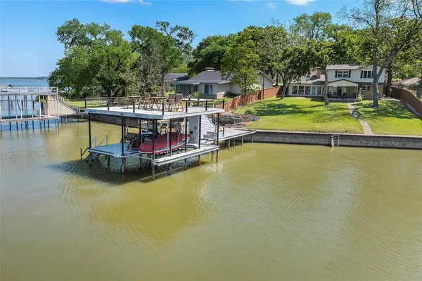 $699,000 | 256 Whispering Oaks Trail, Payne Springs, TX 75156