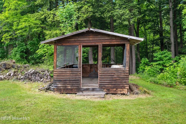 $410,000 | 48 Lakeview Avenue, Moriah, NY 12960