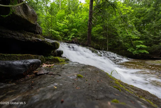 $410,000 | 48 Lakeview Avenue, Moriah, NY 12960