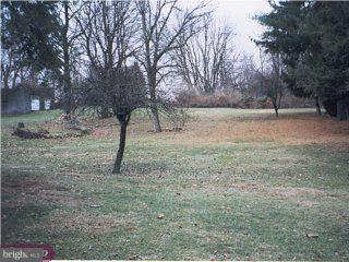2932 Leiszs Bridge Road Reading, PA 19605 - Photo 3 of 3 Gallery Image 3