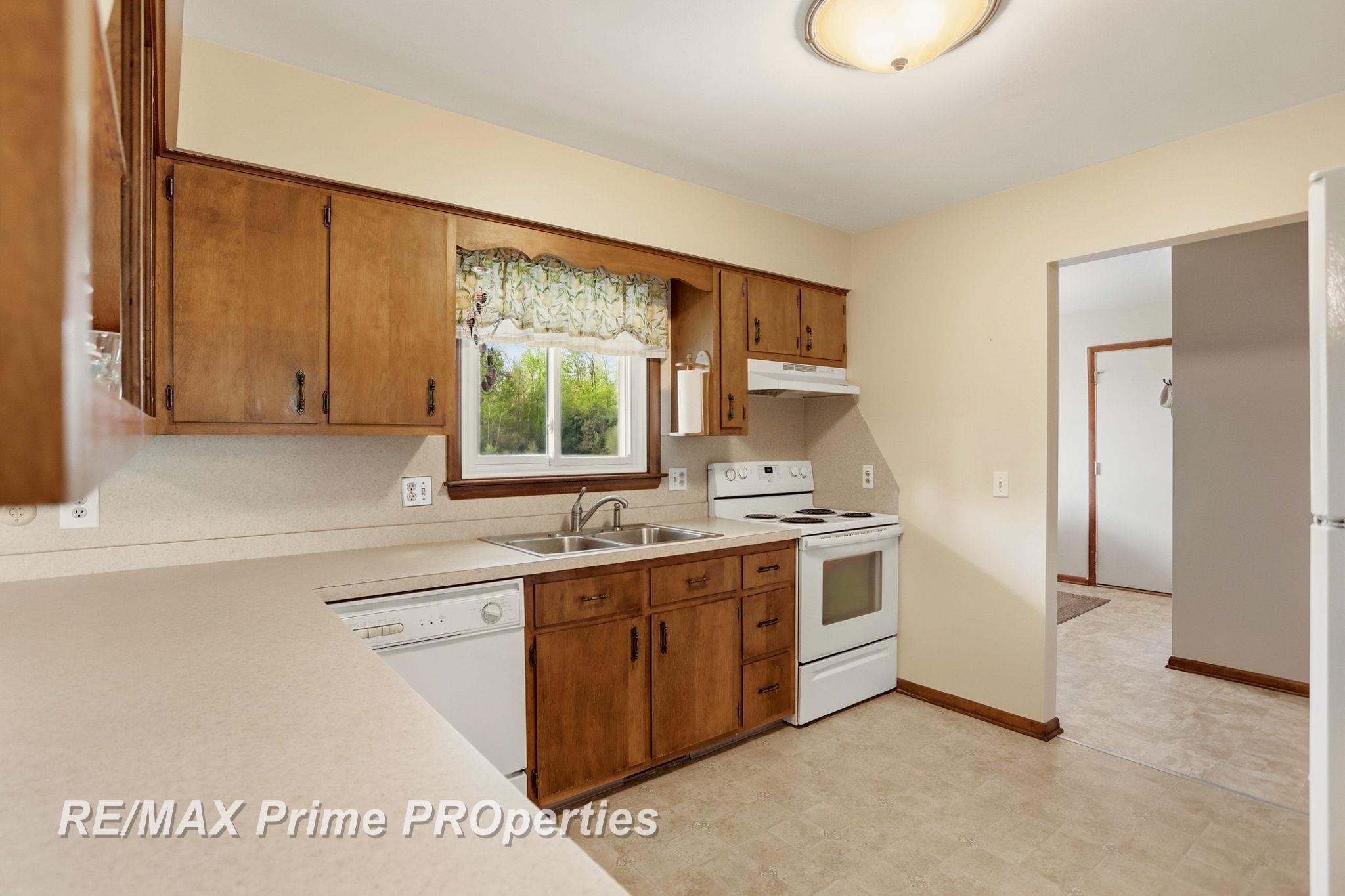 4301 East Curtis Road Birch Run, MI 48415 - Photo 14 of 59