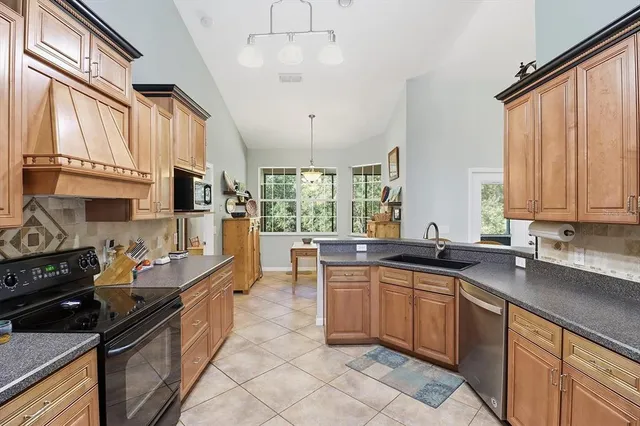 $630,000 | 7150 Southeast 117th Terrace, Morriston, FL 32668