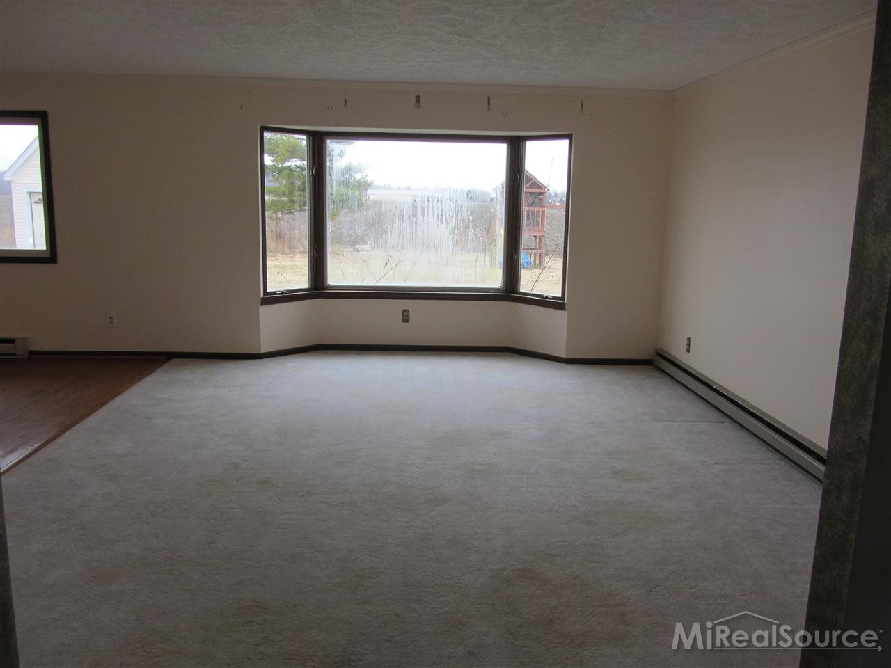 18926 Pratt Road Armada, MI 48005 - Photo 10 of 27 31187453-9.JPG