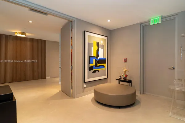 $33,000 | 18975 Collins Avenue, Unit 4102, Sunny Isles Beach, FL 33160