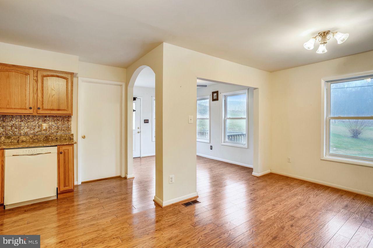 1112 Bloom Road Westminster, MD 21157 - Photo 11 of 47 Kitchen