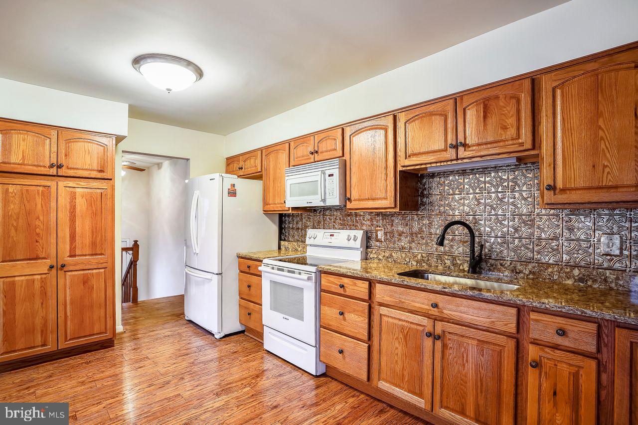 1112 Bloom Road Westminster, MD 21157 - Photo 7 of 47 Updated Kitchen