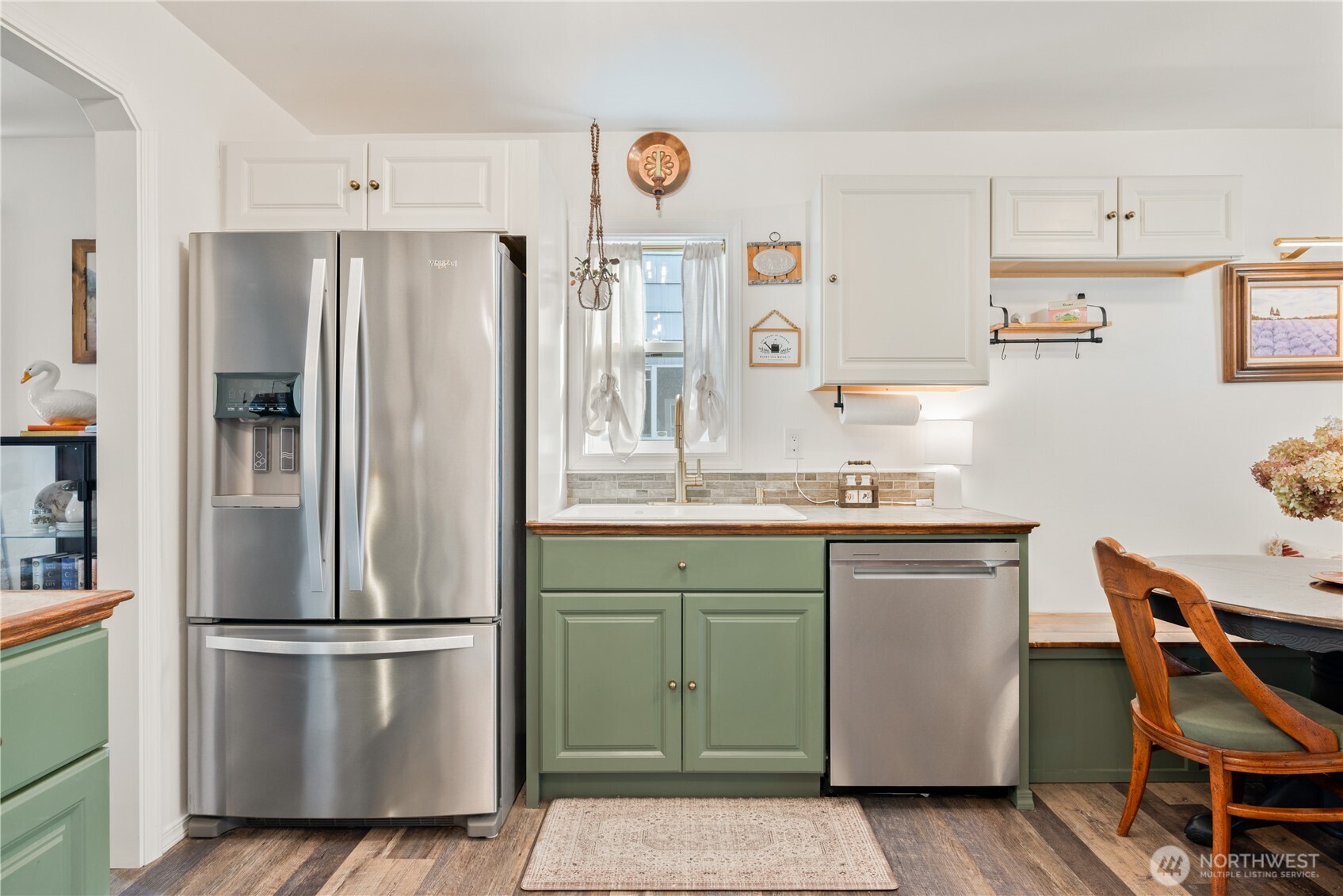 2829 Hemlock Street Longview, WA 98632 - Photo 7 of 36