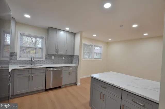 $449,900 | 13 Erskine Court, Newark, DE 19713