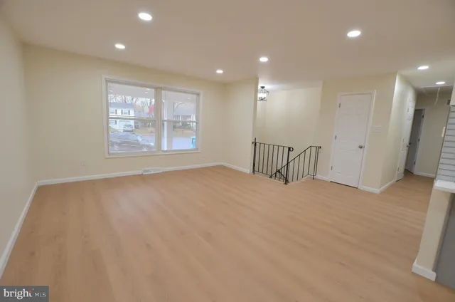 $449,900 | 13 Erskine Court, Newark, DE 19713