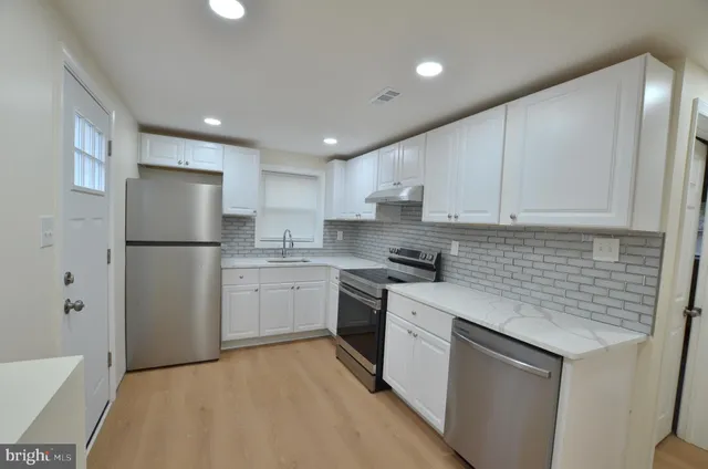 $449,900 | 13 Erskine Court, Newark, DE 19713