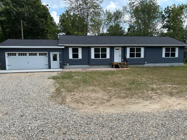 $349,900 | 2827 Green Acres Drive, Mulliken, MI 48861