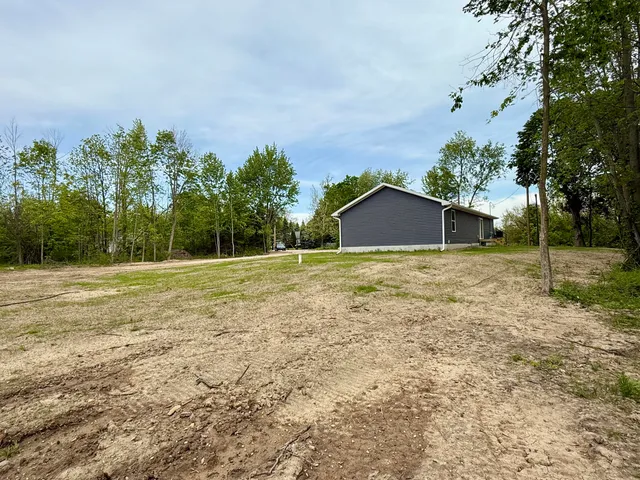 $349,900 | 2827 Green Acres Drive, Mulliken, MI 48861