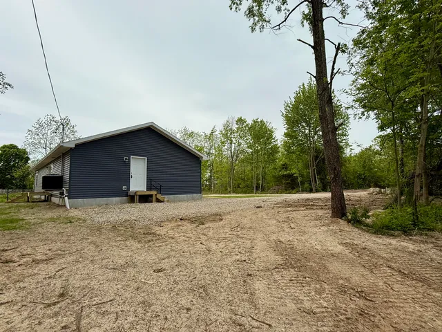 $349,900 | 2827 Green Acres Drive, Mulliken, MI 48861