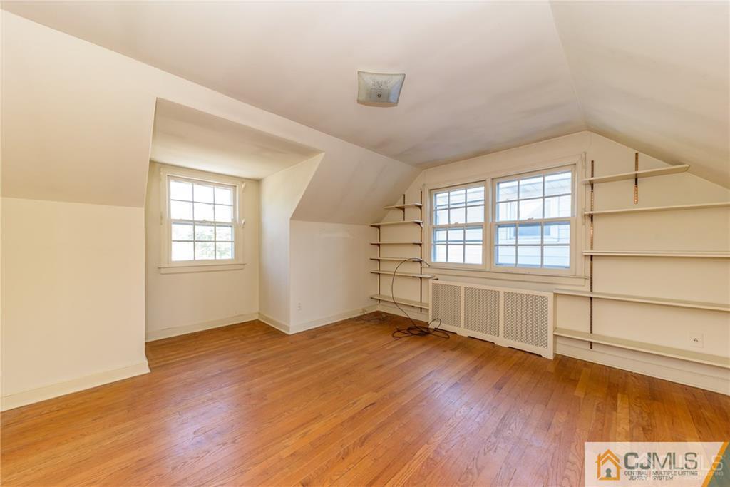 32 Burchard Street Edison, NJ 08837 - Photo 17 of 25 Gallery Image 17