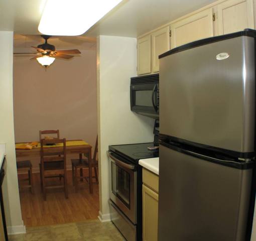 1 Renaissance Place, Unit 414 Palatine, IL 60067 - Photo 3 of 7
