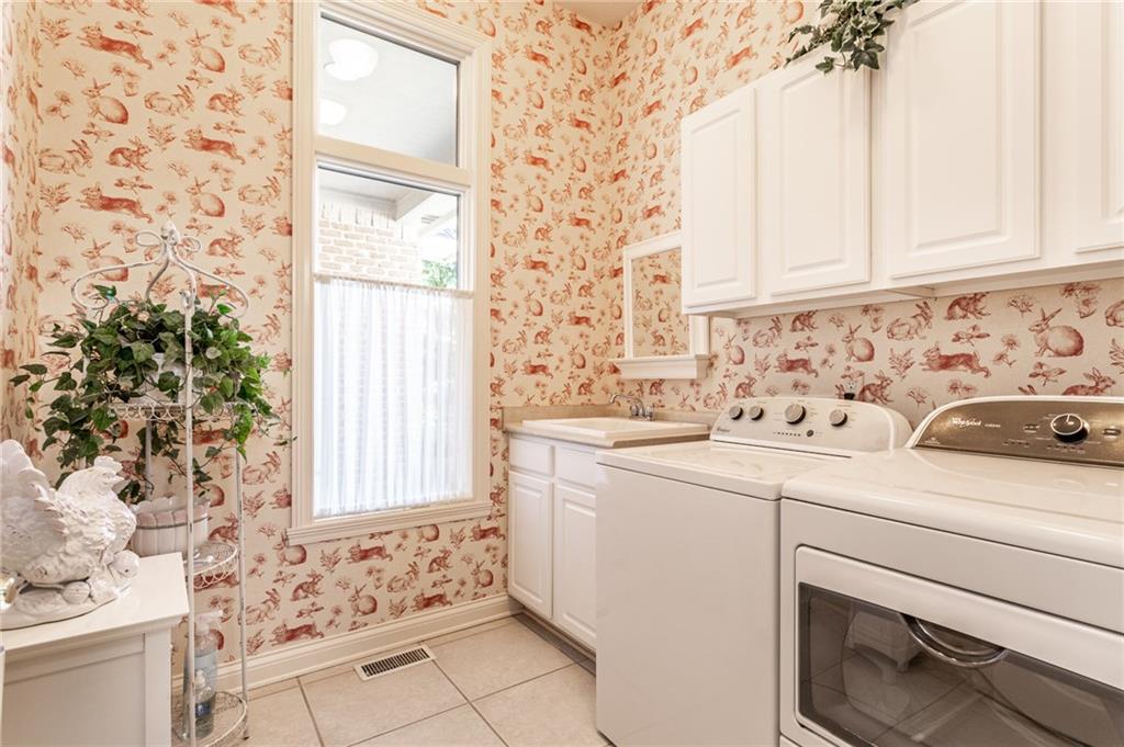 11537 Glen Ridge Circle Fishers, IN 46037 - Photo 26 of 32 Gallery Image 26