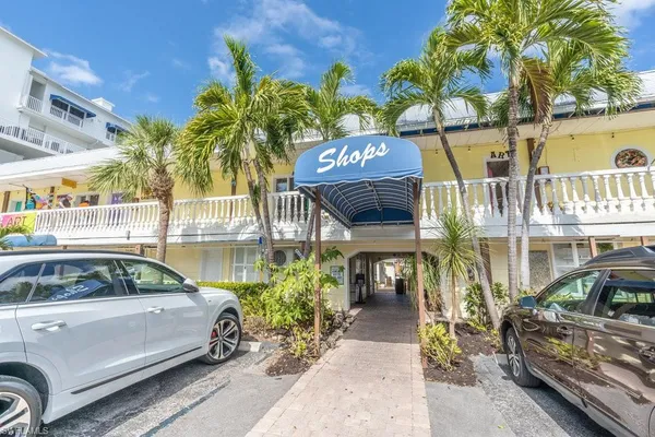 $7,000 | 10 Tampa Place, Unit 503, Marco Island, FL 34145