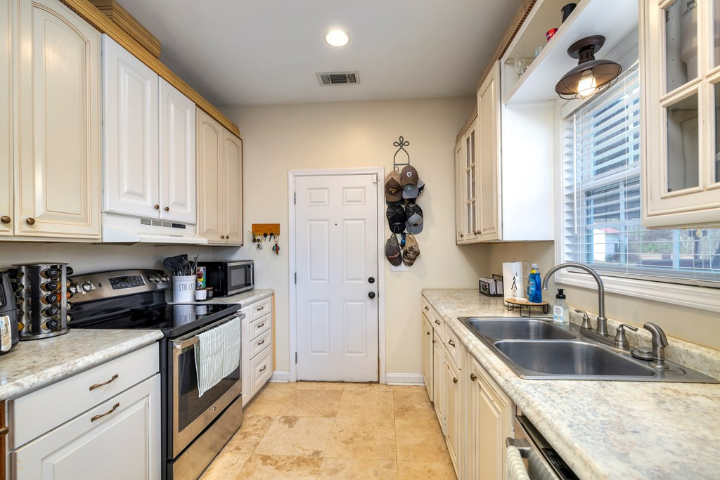 1605 Blossom View Road Sumter, SC 29153 - Photo 24 of 41