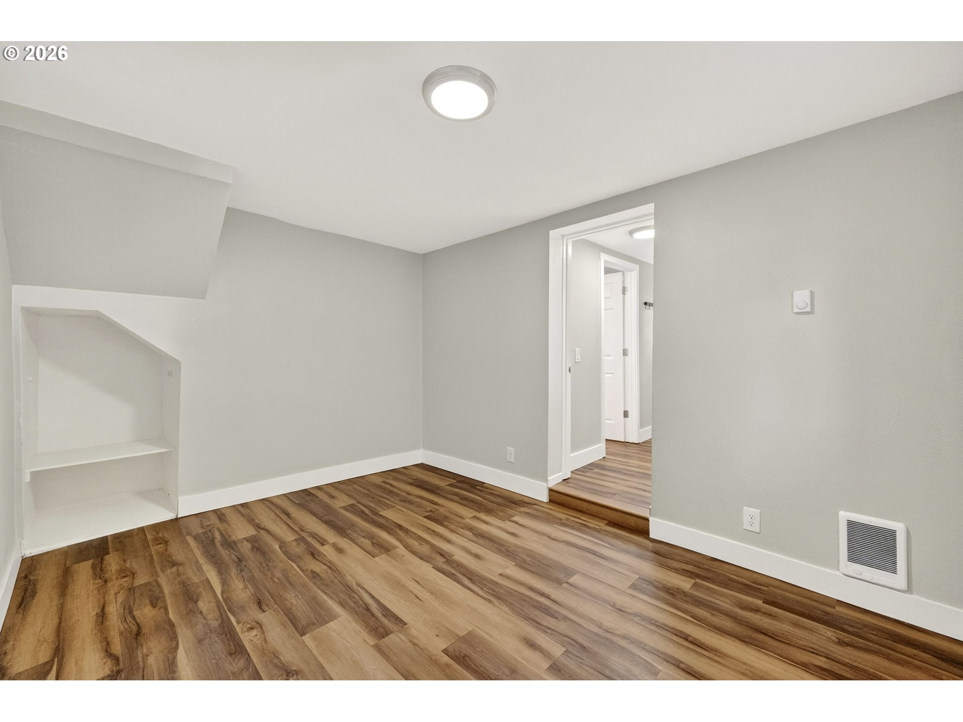 304 Warner Street Oregon City, OR 97045 - Photo 26 of 48 Bedroom