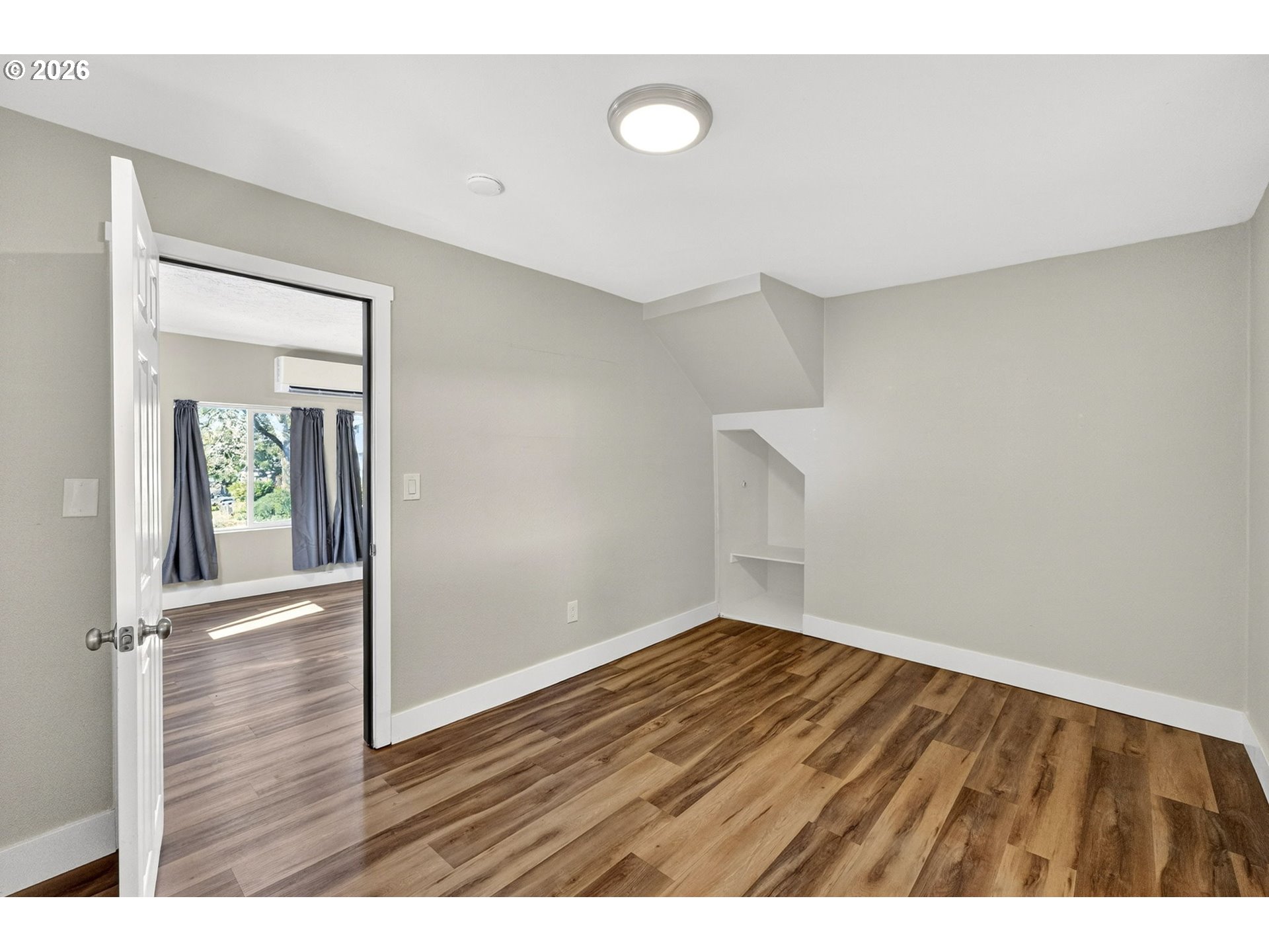 304 Warner Street Oregon City, OR 97045 - Photo 28 of 48 Bedroom