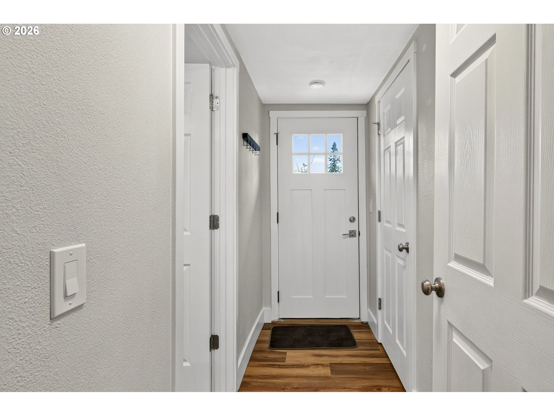 304 Warner Street Oregon City, OR 97045 - Photo 29 of 48 Hallway