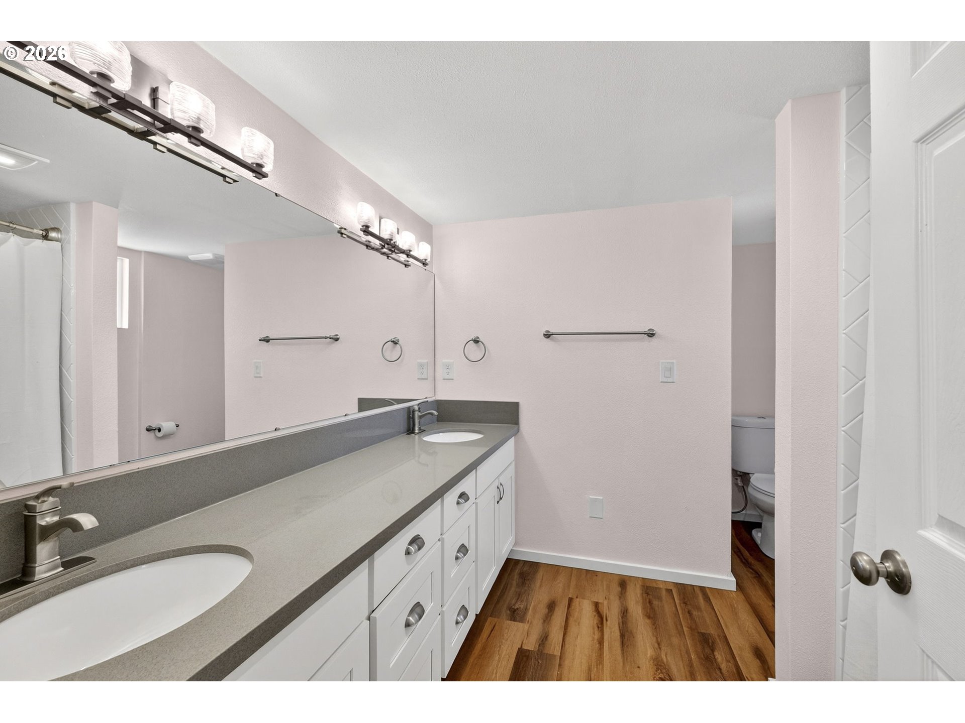 304 Warner Street Oregon City, OR 97045 - Photo 30 of 48 Bathroom