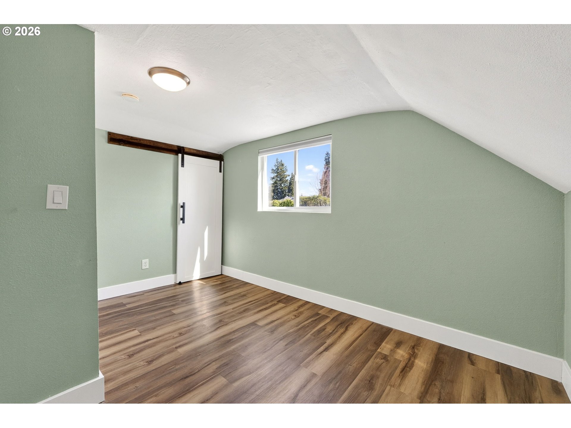 304 Warner Street Oregon City, OR 97045 - Photo 34 of 48 Bedroom
