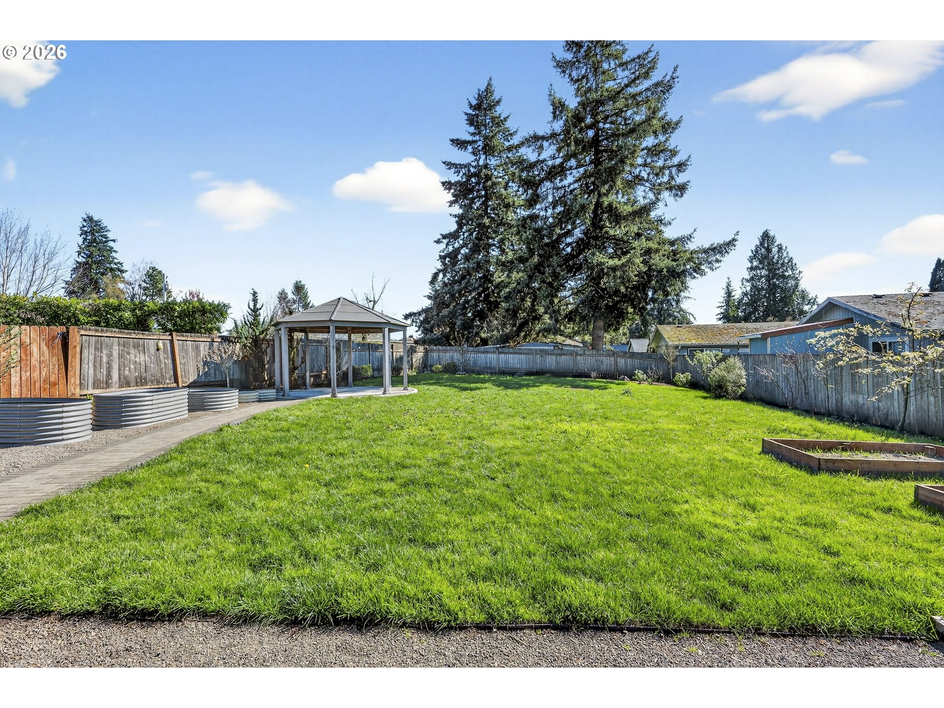 304 Warner Street Oregon City, OR 97045 - Photo 46 of 48 Backyard