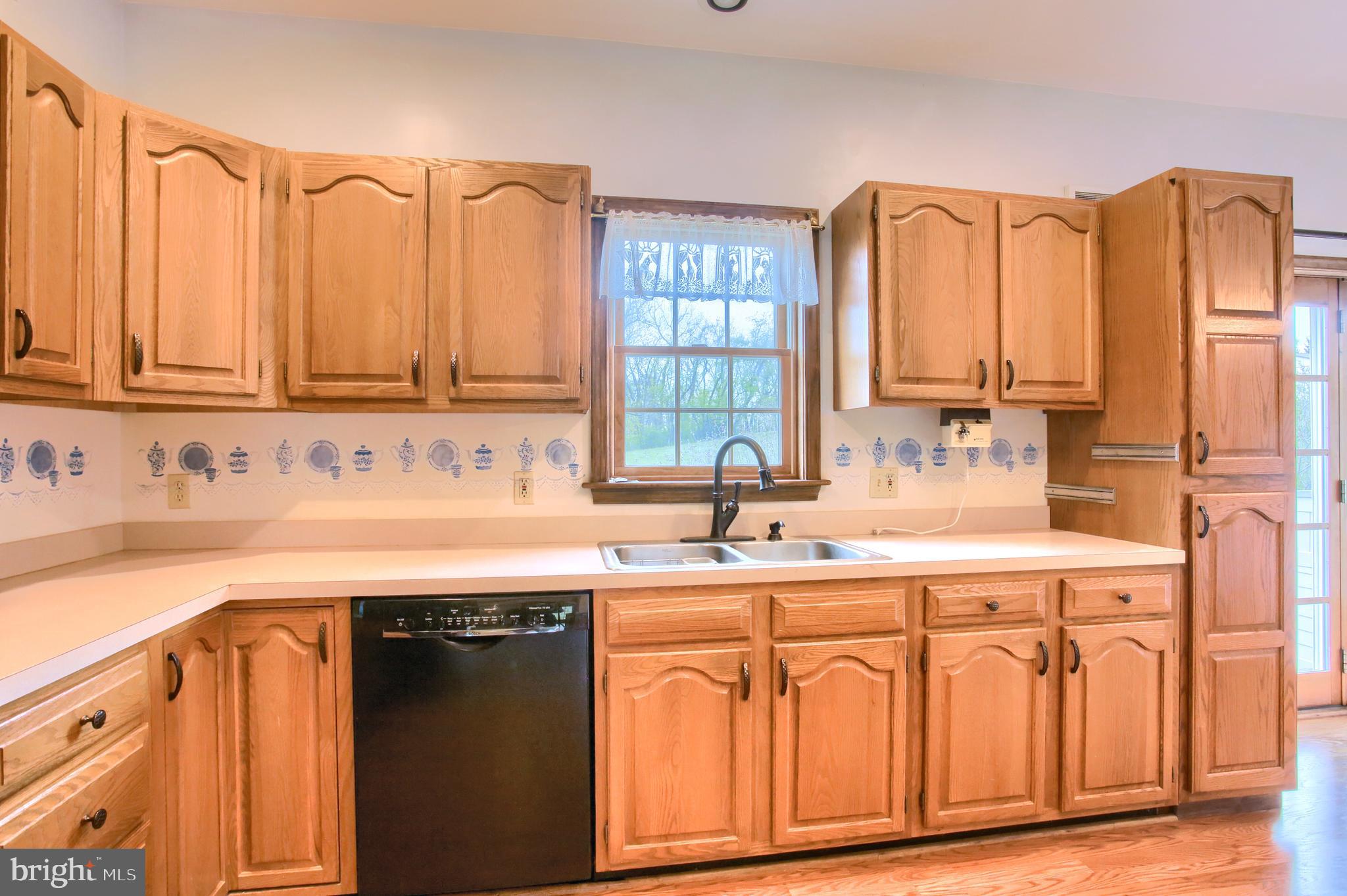 225 McClellan Road Halifax, PA 17032 - Photo 8 of 40 Gallery Image 8