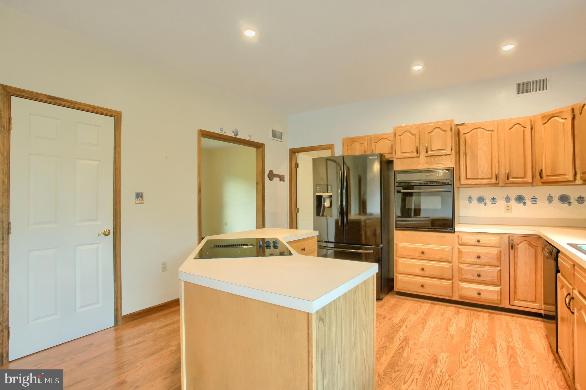 225 McClellan Road Halifax, PA 17032 - Photo 9 of 40 Gallery Image 9