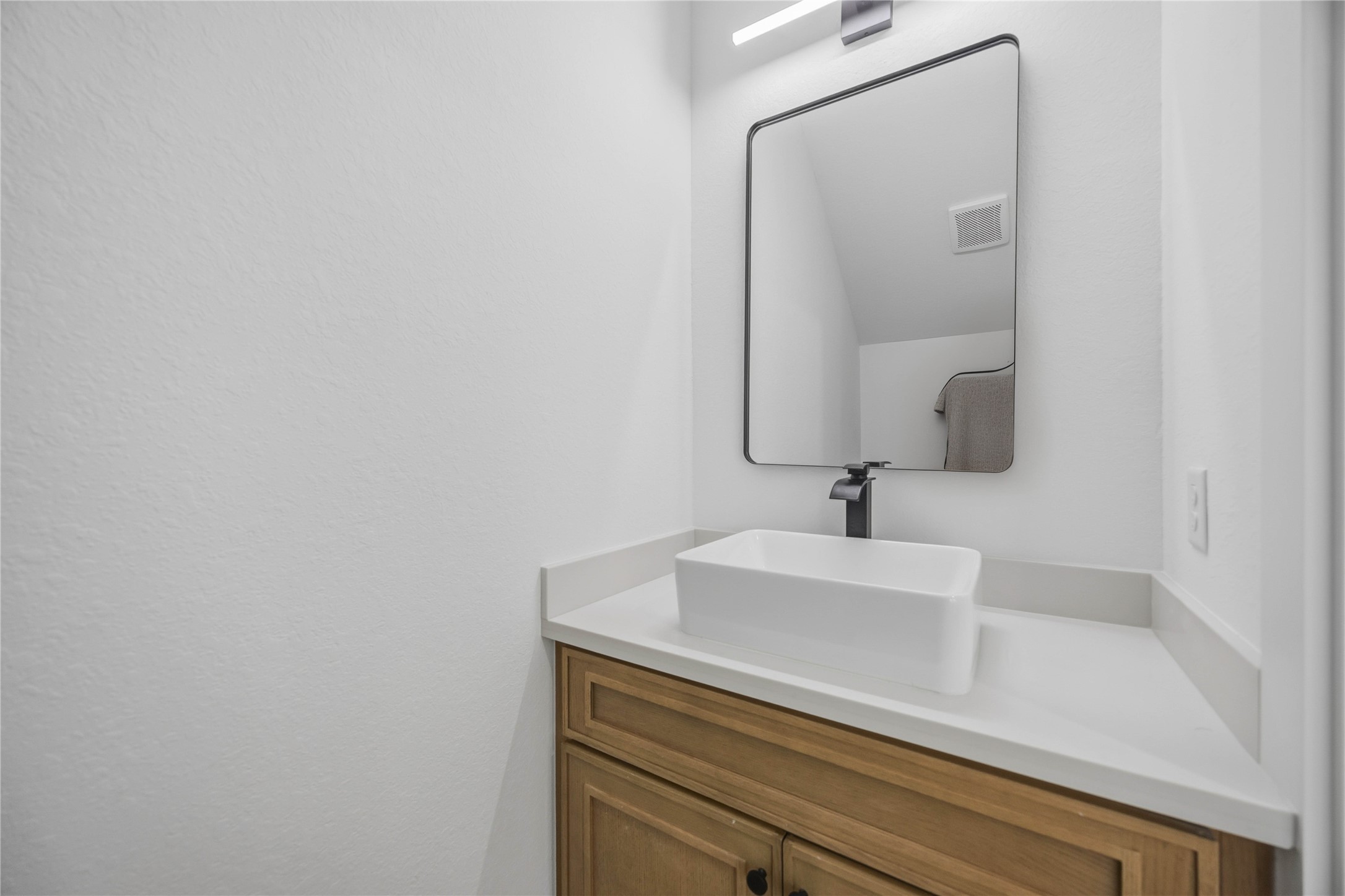 9019 Comal Street, Unit B Houston, TX 77051 - Photo 13 of 28