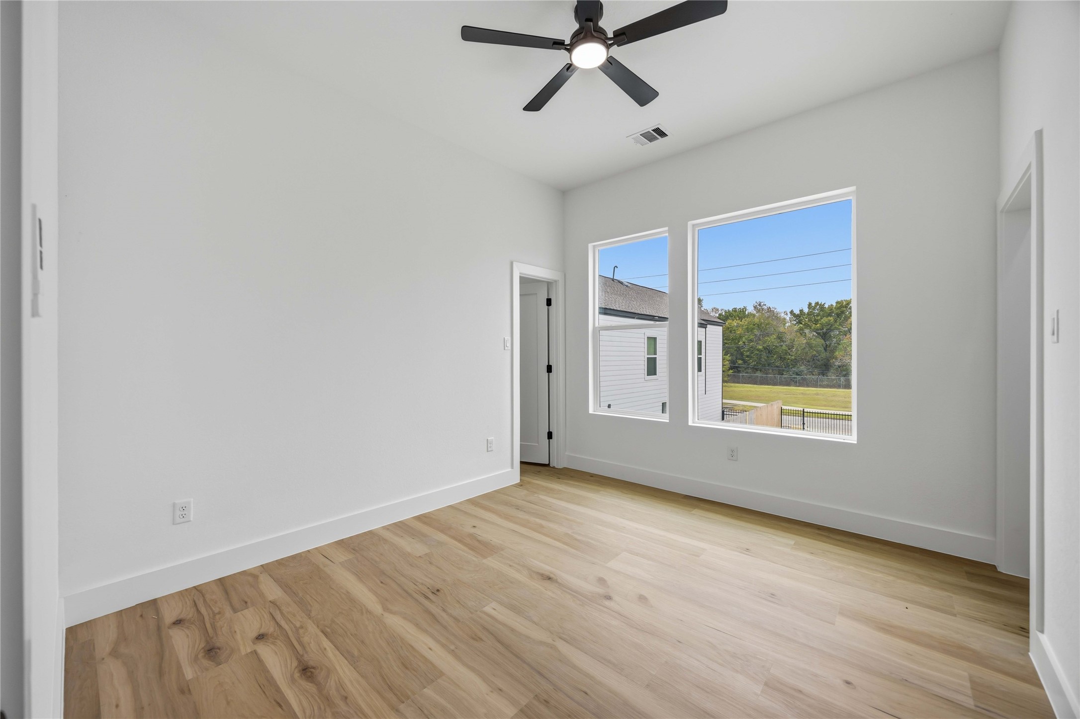 9019 Comal Street, Unit B Houston, TX 77051 - Photo 26 of 28