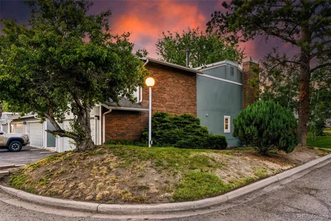 $325,000 | 3081 South Macon Circle, Aurora, CO 80014