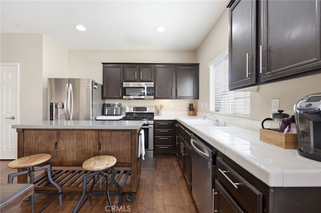 3236 Mariposa Way Perris, CA 92571 - Photo 16 of 42