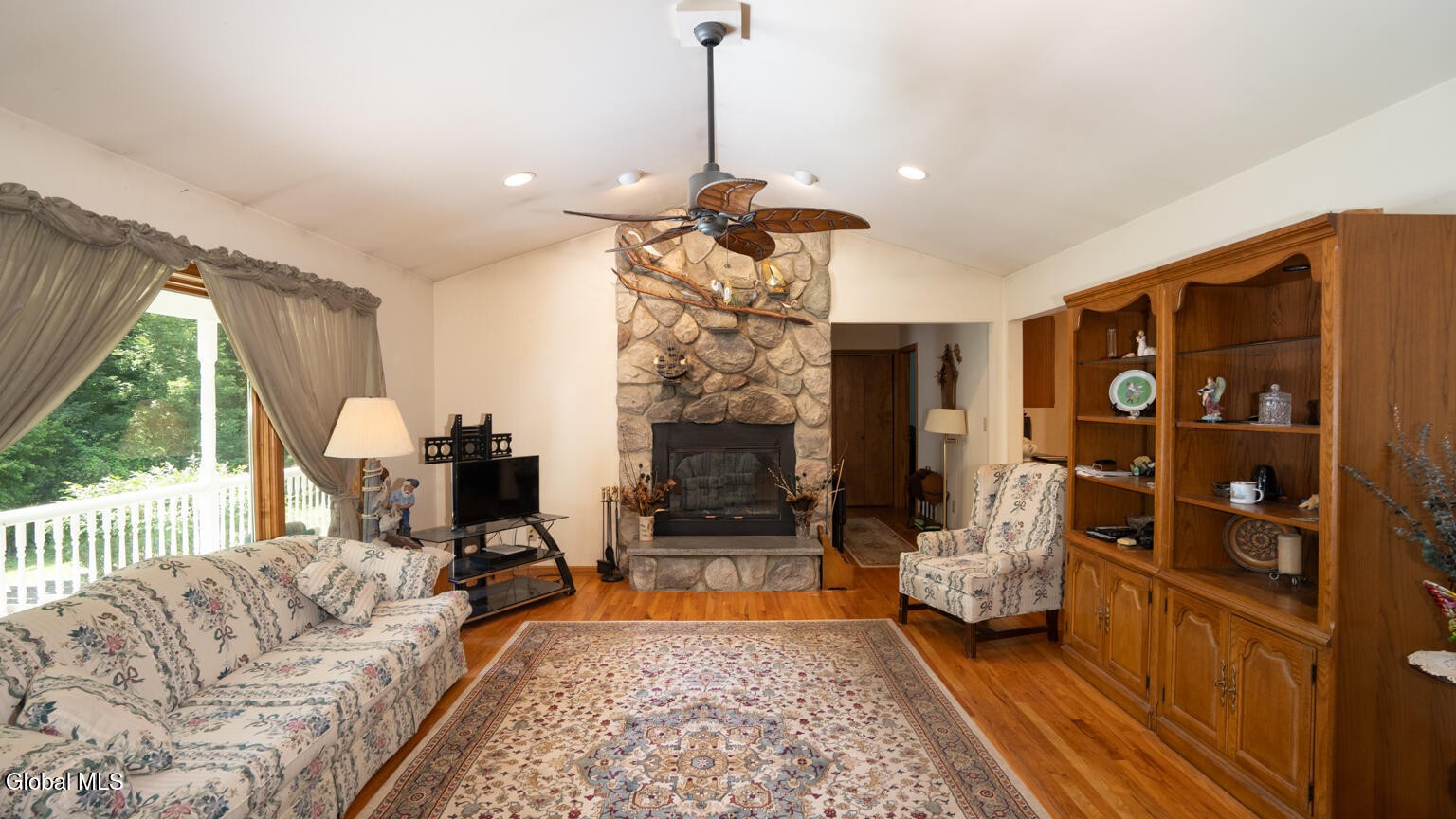 75 Boyce Road Schodack, NY 12123 - Photo 7 of 32 DSC01753-Edit
