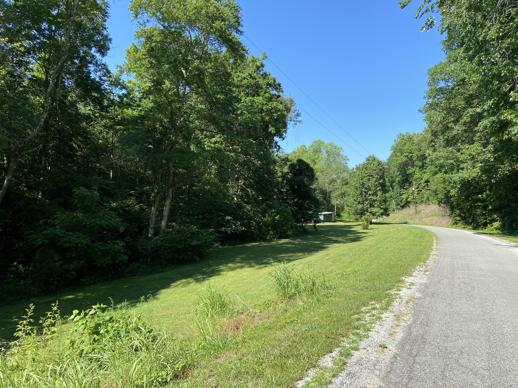 512 Slippery Road Hohenwald, TN 38462 - Photo 2 of 15 Gallery Image 2