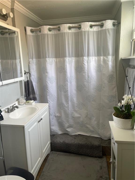 1927 Millerstown Road Tarentum, PA 15084 - Photo 20 of 23 a bathroom with a sink and a mirror